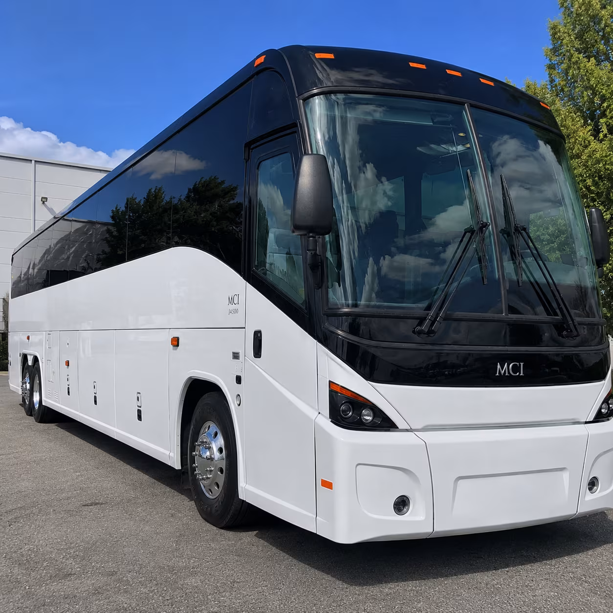 airport to port shuttle buses between djt and port of palm beach