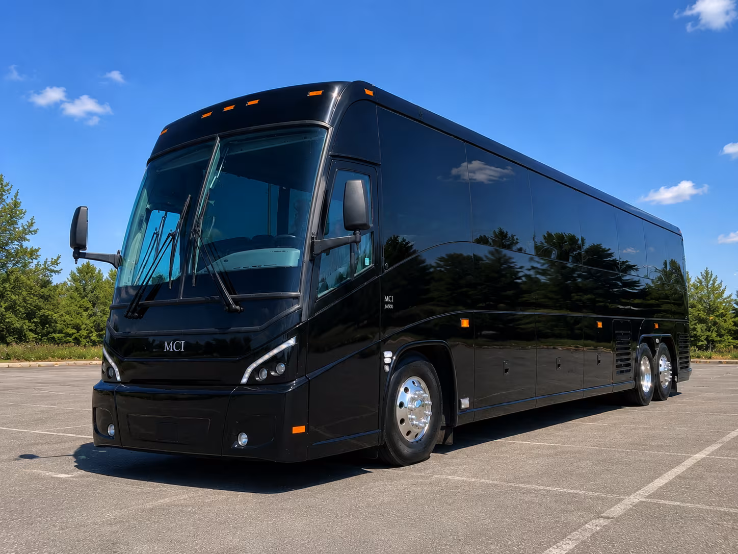 buses to sunday polo matches at the international polo club palm beach
