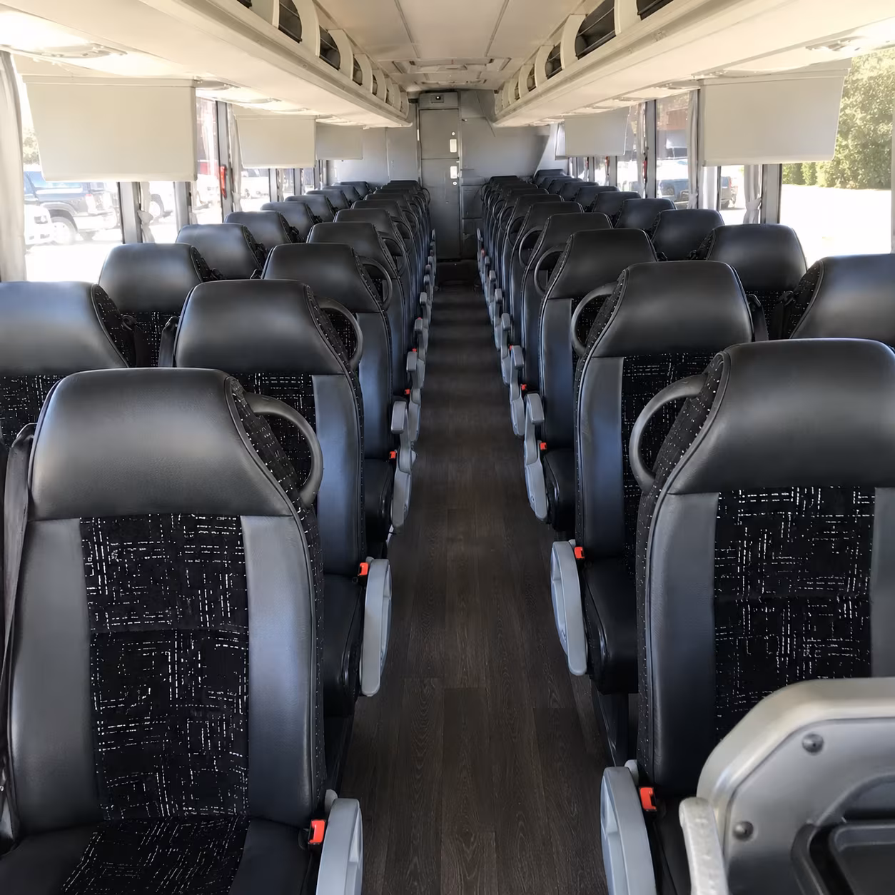 charter buses for the palm beach international boat show and major events