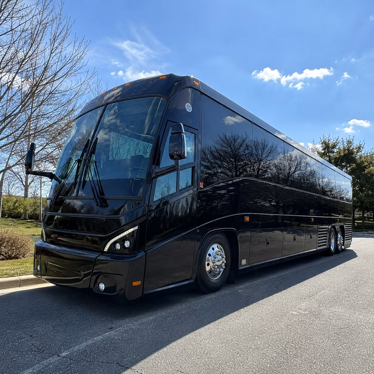 shuttle buses between tri rail brightline and west palm beach worksites